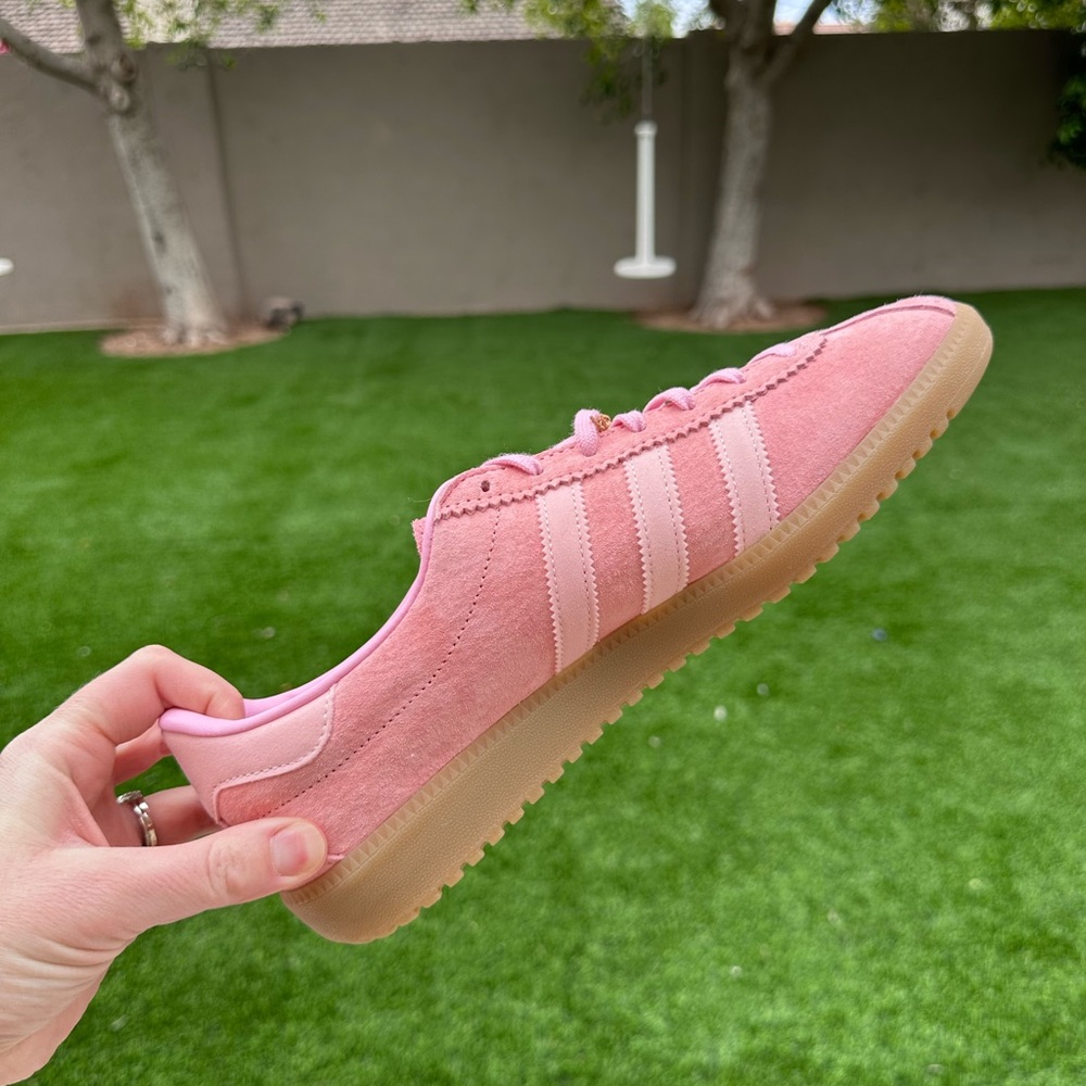 Bermuda ‘Glow Pink’ Adidas shoes size 9.5 - Picture 7 of 10